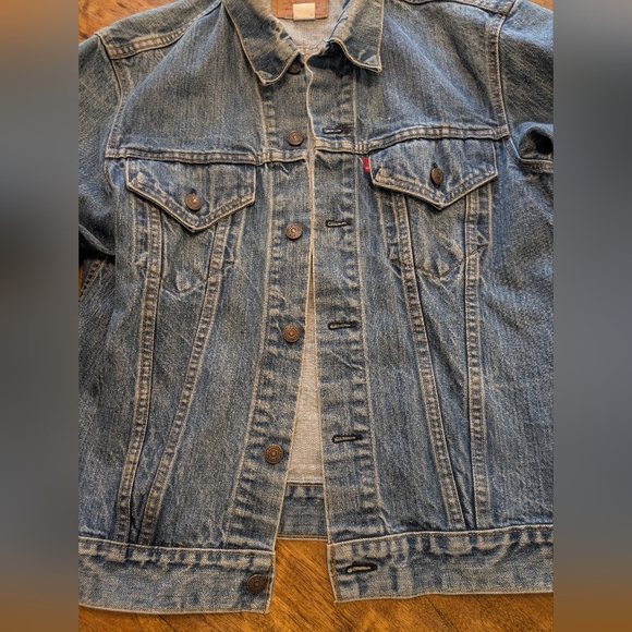 Vintage 80s Levi Denim Trucker Jacket Size 42L - Picture 2 of 12